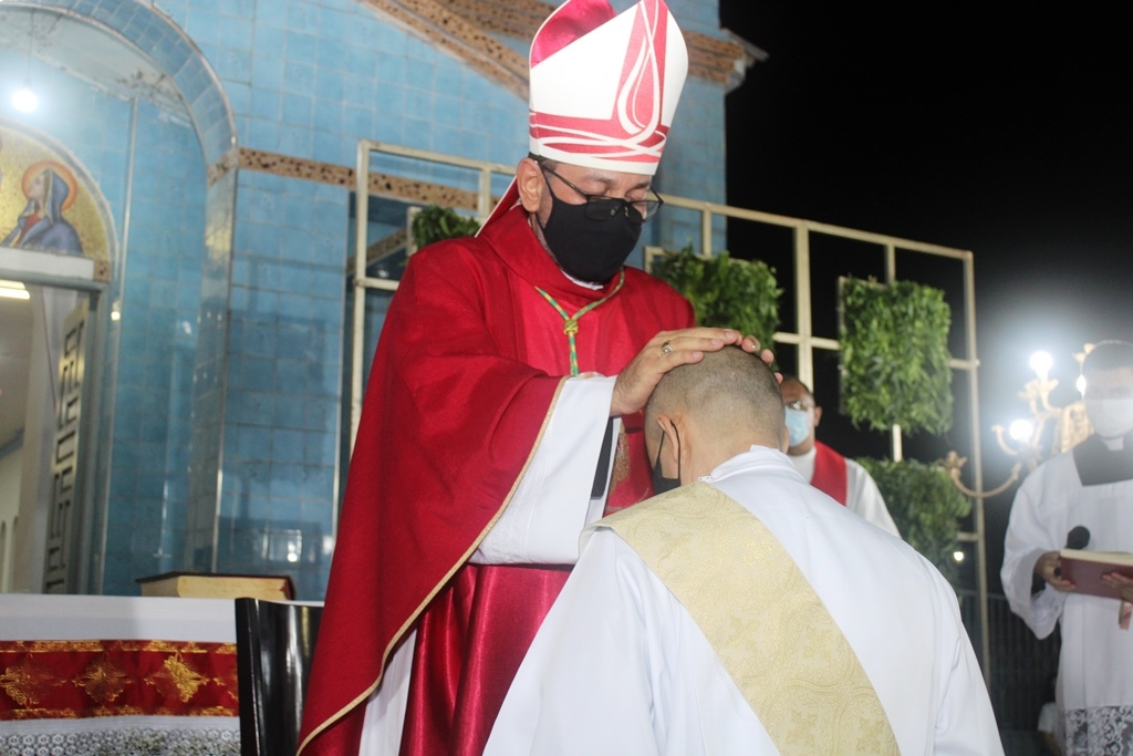 Na Solenidade De Pentecostes Di Cono Claudivan Ordenado Sacerdote