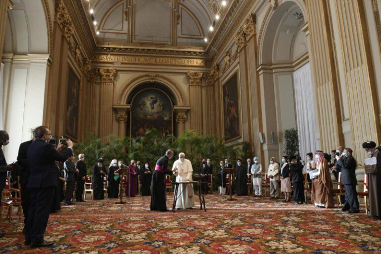 No Vaticano, fé e ciência unidas em apelo à COP26 por cuidado da vida no planeta