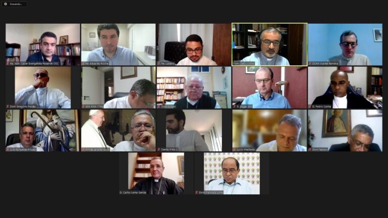 Encontro reúne assessores e bispos referenciais para Cultura e Educação nos regionais da CNBB