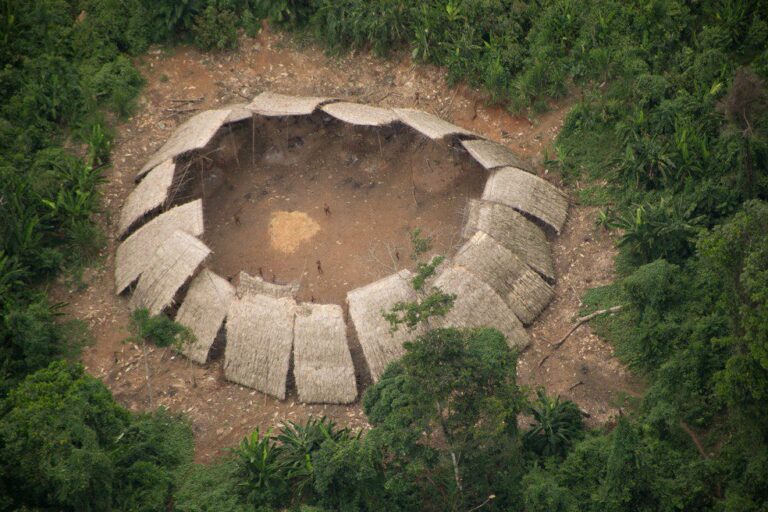 Em nota, Comissão pela Ecologia Integral e Mineração cobra a investigação dos assassinatos na Terra Yanomami