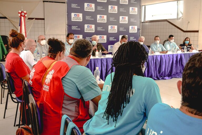 Comitiva de representantes da CNBB, Cáritas Brasileira e Suíça, União Europeia e Unicef Brasil se reuniu em Ilhéus com o governador da Bahia