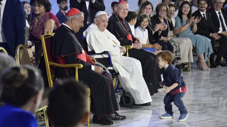 Tem início o X Encontro Mundial das Famílias: bispos motivam participação dos fiéis nas atividades diocesanas