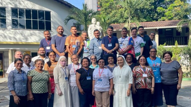 Encontro do Serviço de Animação Vocacional do regional Norte I acontece em Manaus.