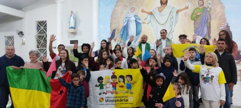 Paróquia do Paraná recebe “Final de semana missionário” em prol da Missão na África
